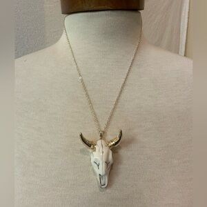 Western costume jewelry necklace with lobster clasp. NWOT